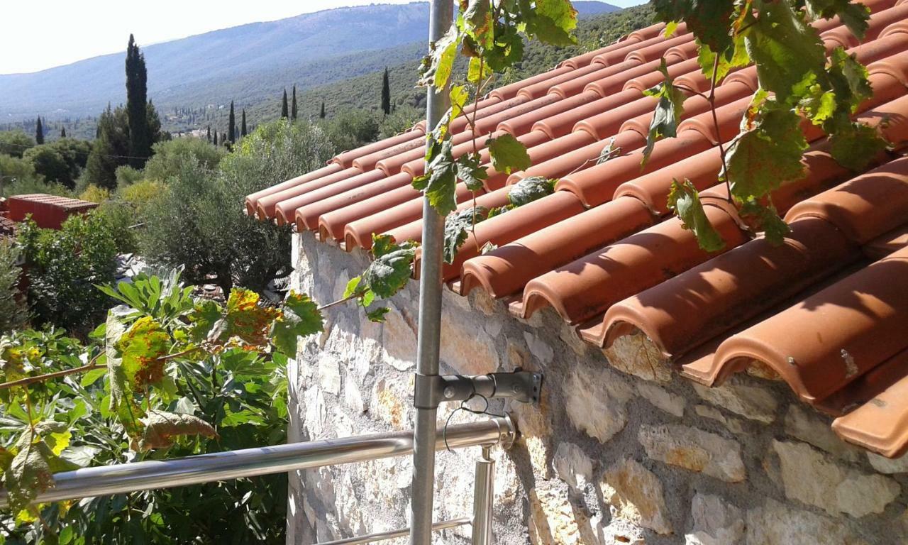 Вилла The Stone House-Zacharatos Nikolaos Poulata Экстерьер фото